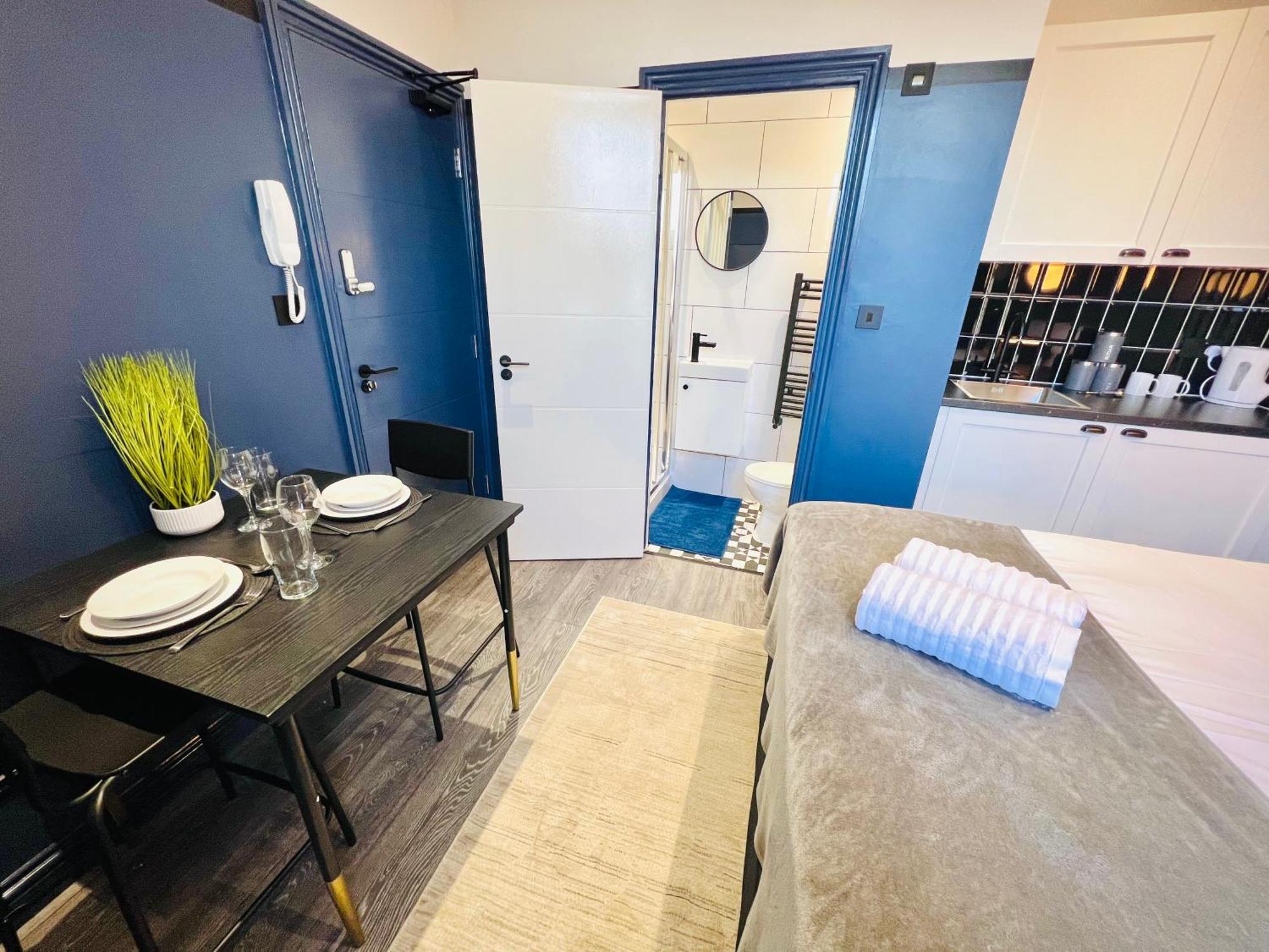 London 61 Central Studio, Ideal For Tourists High Recommend!!! Exterior photo