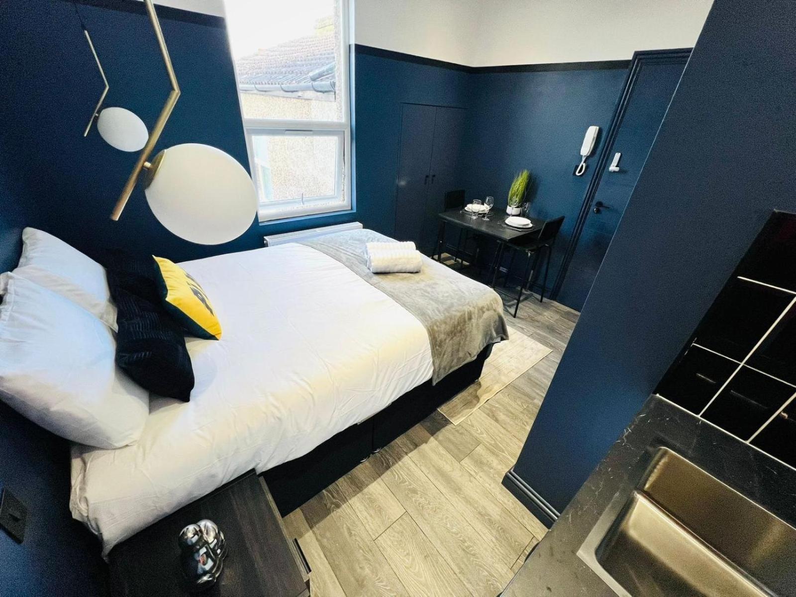 London 61 Central Studio, Ideal For Tourists High Recommend!!! Exterior photo