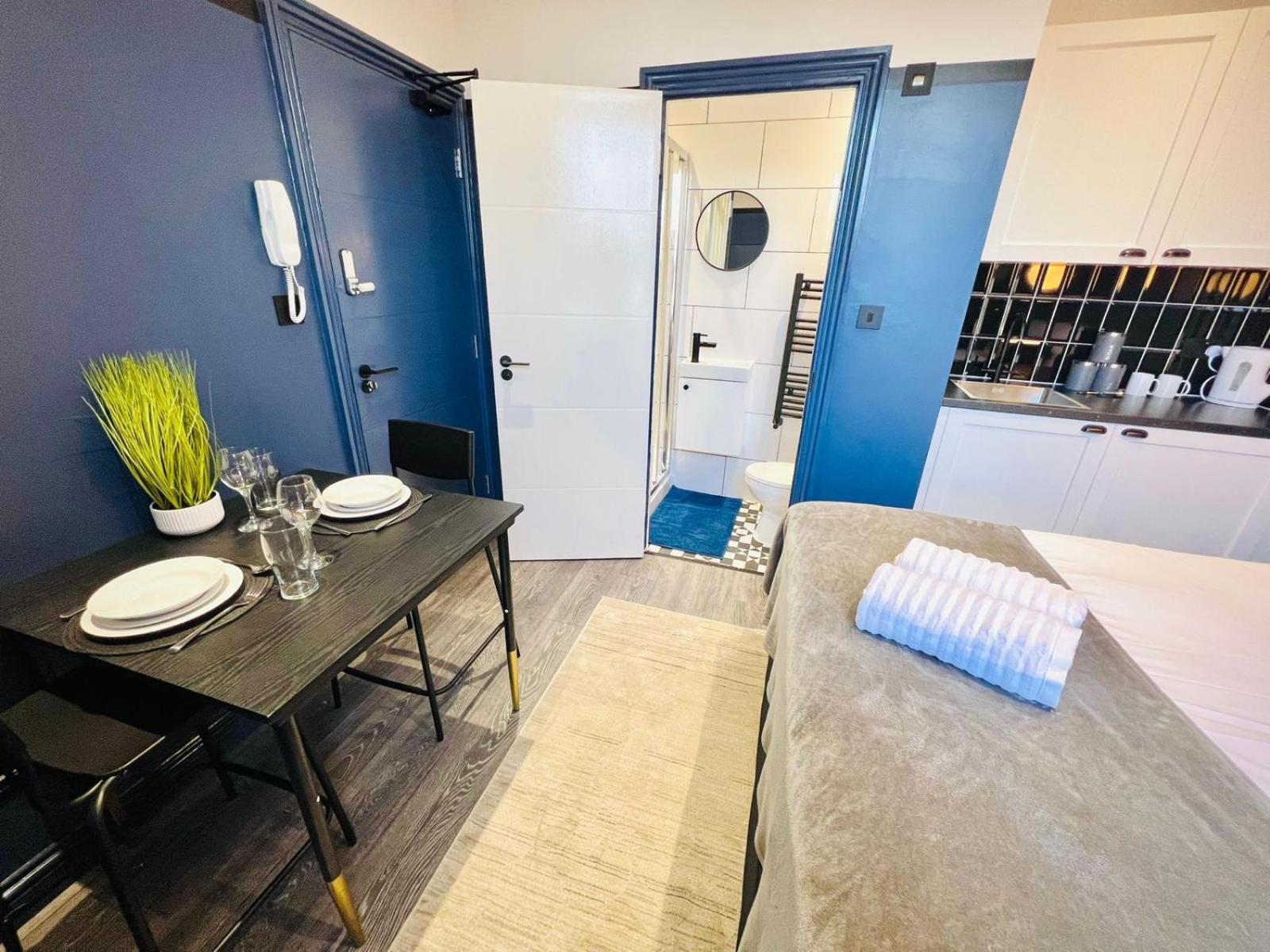 London 61 Central Studio, Ideal For Tourists High Recommend!!! Exterior photo