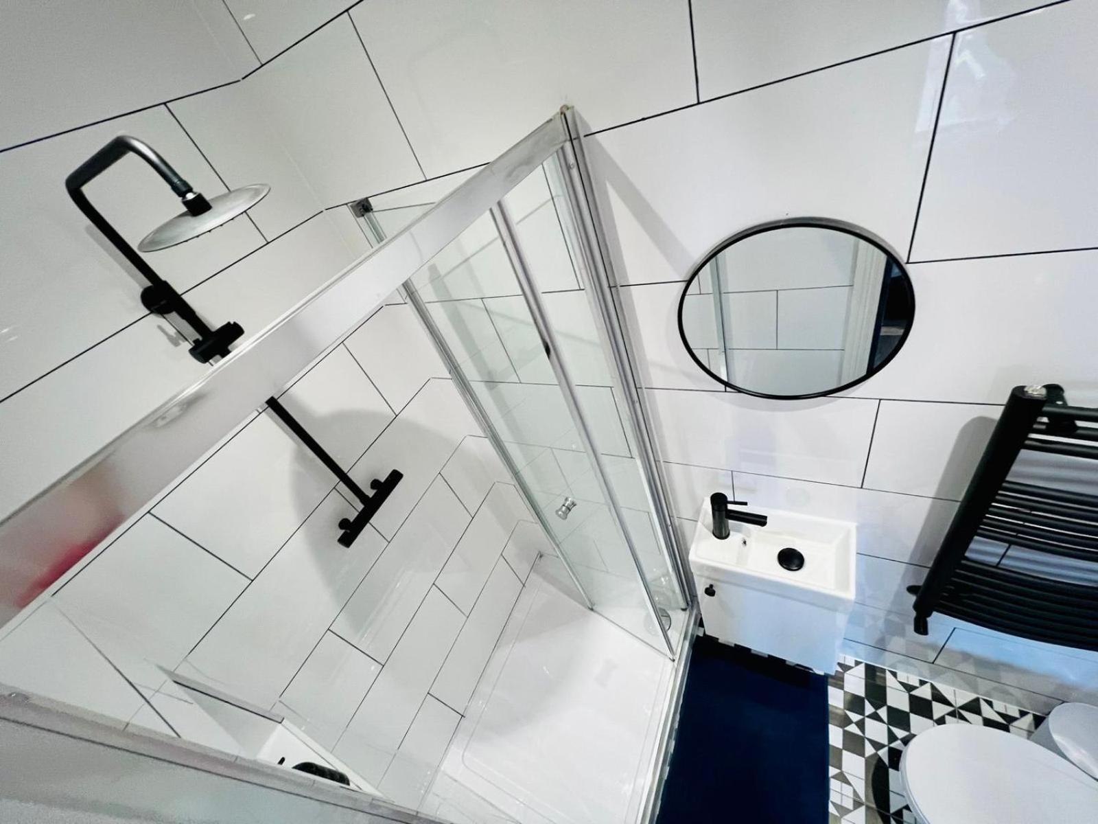 London 61 Central Studio, Ideal For Tourists High Recommend!!! Exterior photo